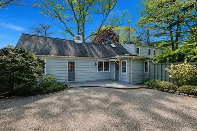 194 Huntington Bay Road, Huntington, NY 11743 - Photo 7