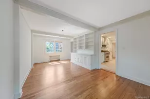 194 Huntington Bay Rd, Huntington, NY 11743 - Photo 21
