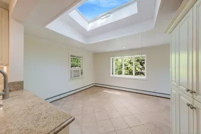 194 Huntington Bay Road, Huntington, NY 11743 - Photo 27