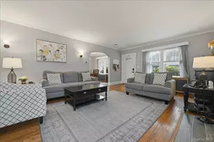 66 Primrose Ave, Floral Park, NY 11001 - Photo 7