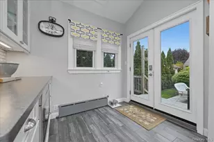 66 Primrose Ave, Floral Park, NY 11001 - Photo 15