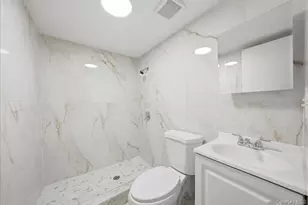 278 Balcom Ave, Bronx, NY 10465 - Photo 29