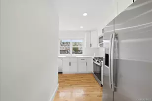 278 Balcom Ave, Bronx, NY 10465 - Photo 9