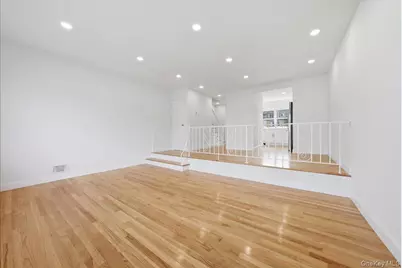 278 Balcom Avenue, Bronx, NY 10465 - Photo 15