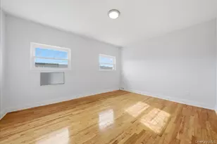 278 Balcom Ave, Bronx, NY 10465 - Photo 17