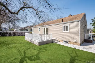 695 Doblin Street, Elmont, NY 11003 - Photo 25