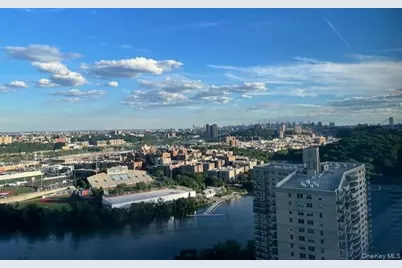 555 Kappock Street #26U, Bronx, NY 10463 - Photo 3