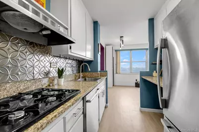 555 Kappock Street #26U, Bronx, NY 10463 - Photo 1
