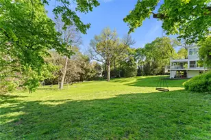 33 Byron Ln, Larchmont, NY 10538 - Photo 33