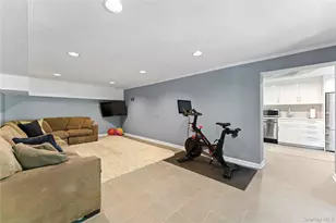 33 Byron Ln, Larchmont, NY 10538 - Photo 25