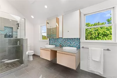 33 Byron Lane, Larchmont, NY 10538 - Photo 17