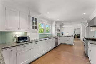 33 Byron Ln, Larchmont, NY 10538 - Photo 9