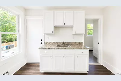 50 Parker Avenue #2, Poughkeepsie, NY 12601 - Photo 5