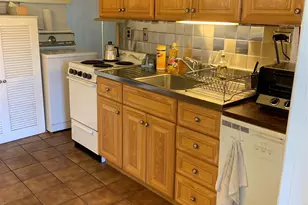 304 Acre Ln, Hicksville, NY 11801 - Photo 9