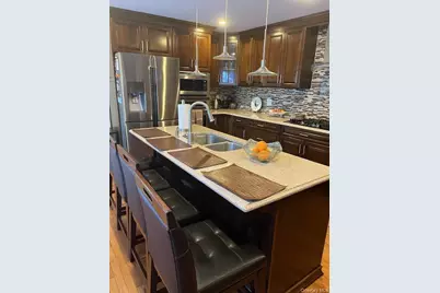 [Address not provided], Uniondale, NY 11553 - Photo 11