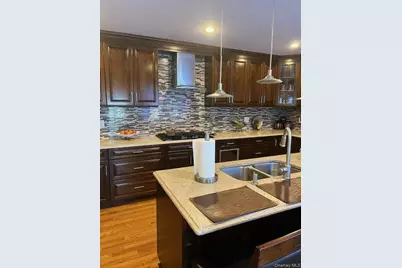 [Address not provided], Uniondale, NY 11553 - Photo 13