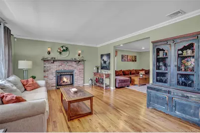 18 Hampton Road, Lynbrook, NY 11563 - Photo 13