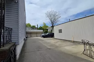 72-12 66th Pl, Glendale, NY 11385 - Photo 5