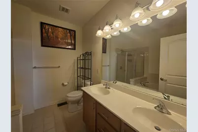 913 Hawthorn Way, New Windsor, NY 12553 - Photo 17