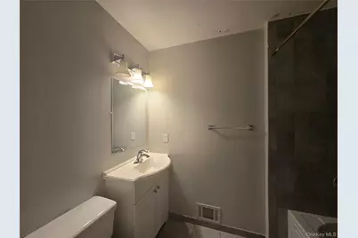 913 Hawthorn Way, New Windsor, NY 12553 - Photo 19