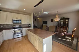 913 Hawthorn Way, New Windsor, NY 12553 - Photo 11