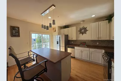 913 Hawthorn Way, New Windsor, NY 12553 - Photo 7