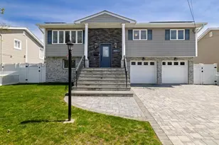 3517 Lawrence Ave, Oceanside, NY 11572 - Photo 3