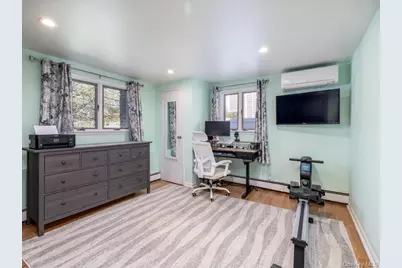3517 Lawrence Avenue, Oceanside, NY 11572 - Photo 19