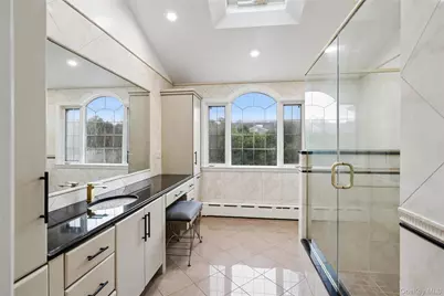 192 Split Rock Road, Syosset, NY 11791 - Photo 19