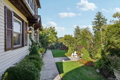 194 Valentine Street, Yonkers, NY 10704 - Photo 37