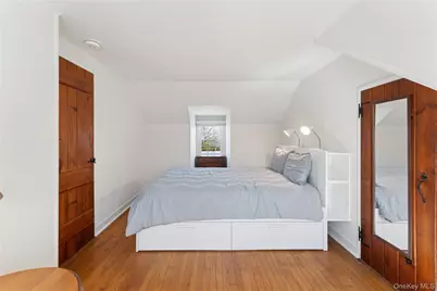 165 Montauk Highway #Unit B, Westhampton, NY 11977 - Photo 9