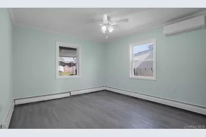 63 Blacksmith Road, Levittown, NY 11756 - Photo 15