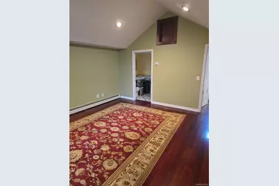 8 Roswell Ave, Oceanside, NY 11572 - Photo 3