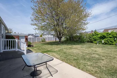 117 Betty Road, East Meadow, NY 11554 - Photo 21