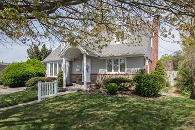 117 Betty Road, East Meadow, NY 11554 - Photo 3
