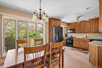 117 Betty Road, East Meadow, NY 11554 - Photo 7
