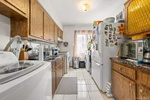 73-37 197th St, Fresh Meadows, NY 11366 - Photo 11