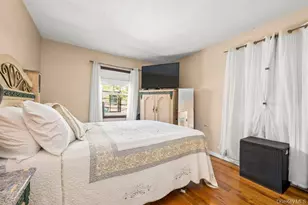 73-37 197th St, Fresh Meadows, NY 11366 - Photo 13