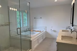 11 Putnam Ave, Jericho, NY 11753 - Photo 11