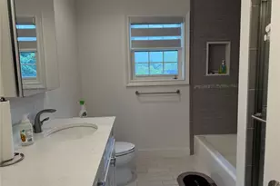 11 Putnam Ave, Jericho, NY 11753 - Photo 13