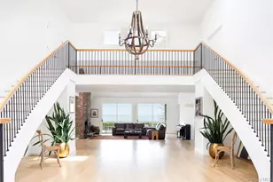 17 Seacrest Dr, Lloyd Harbor, NY 11743 - Photo 3
