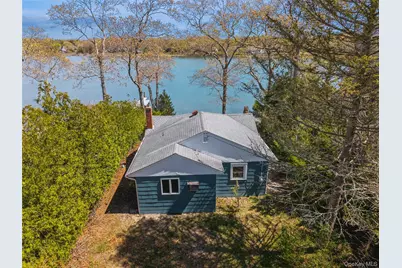3985 Stillwater Avenue, Cutchogue, NY 11935 - Photo 5
