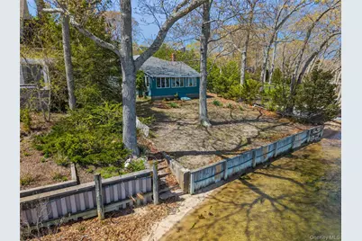 3985 Stillwater Avenue, Cutchogue, NY 11935 - Photo 9