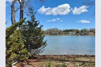 3985 Stillwater Avenue, Cutchogue, NY 11935 - Photo 17