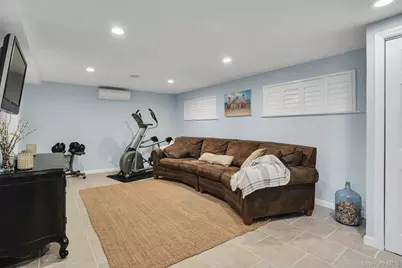 101 Hayrick Lane, Commack, NY 11725 - Photo 29