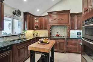 101 Hayrick Ln, Commack, NY 11725 - Photo 19
