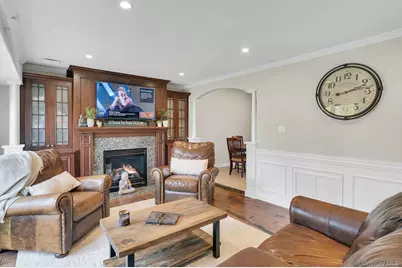 101 Hayrick Lane, Commack, NY 11725 - Photo 7