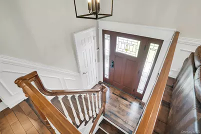 101 Hayrick Lane, Commack, NY 11725 - Photo 5