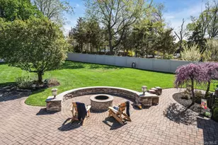 101 Hayrick Ln, Commack, NY 11725 - Photo 39
