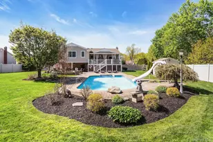 101 Hayrick Ln, Commack, NY 11725 - Photo 47